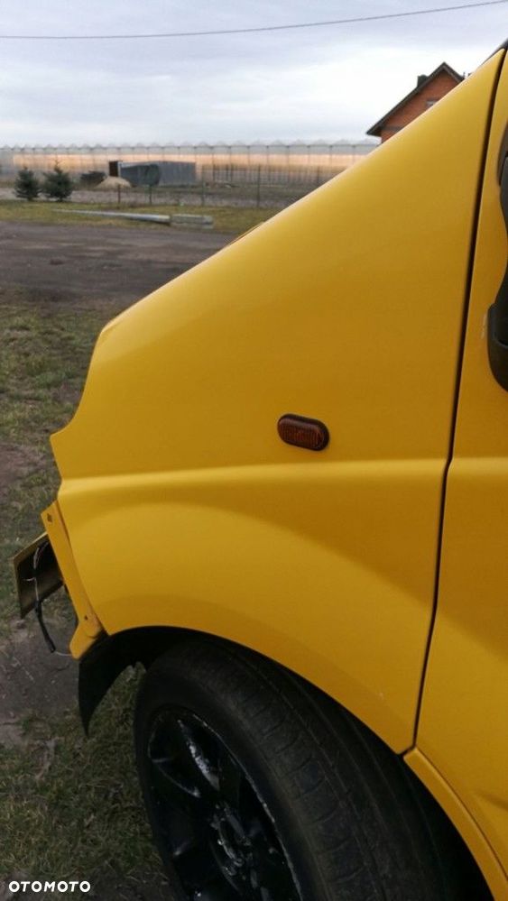 błotnik lewy trafic vivaro primastar 01-14 l. 728 - 2