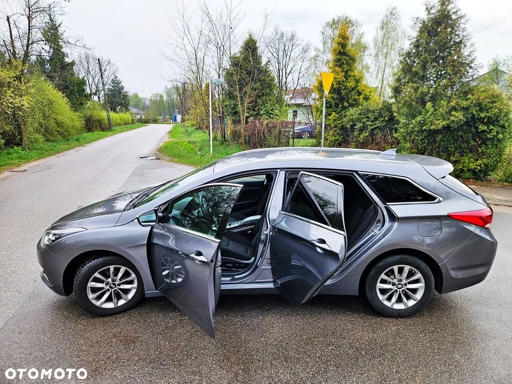 Hyundai i40 Kombi blue 1.7 CRDi Family - 20