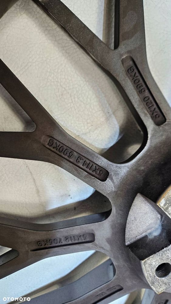 felga aluminiowa via sff02 20'' 8,5j et35 5x112 cb 66,6 - 9