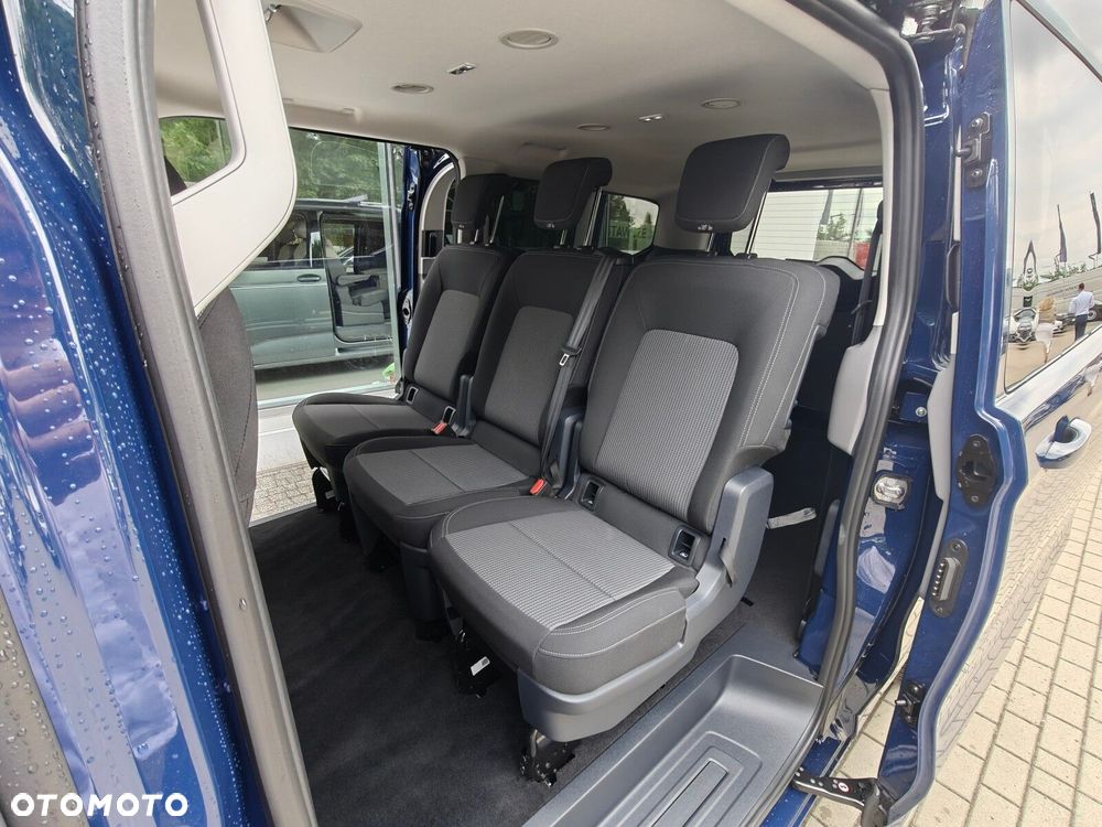 Volkswagen Transporter Kombi - 22