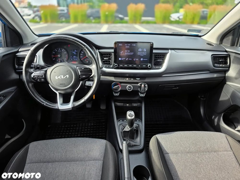 Kia Stonic 1.2 L Business Line - 16