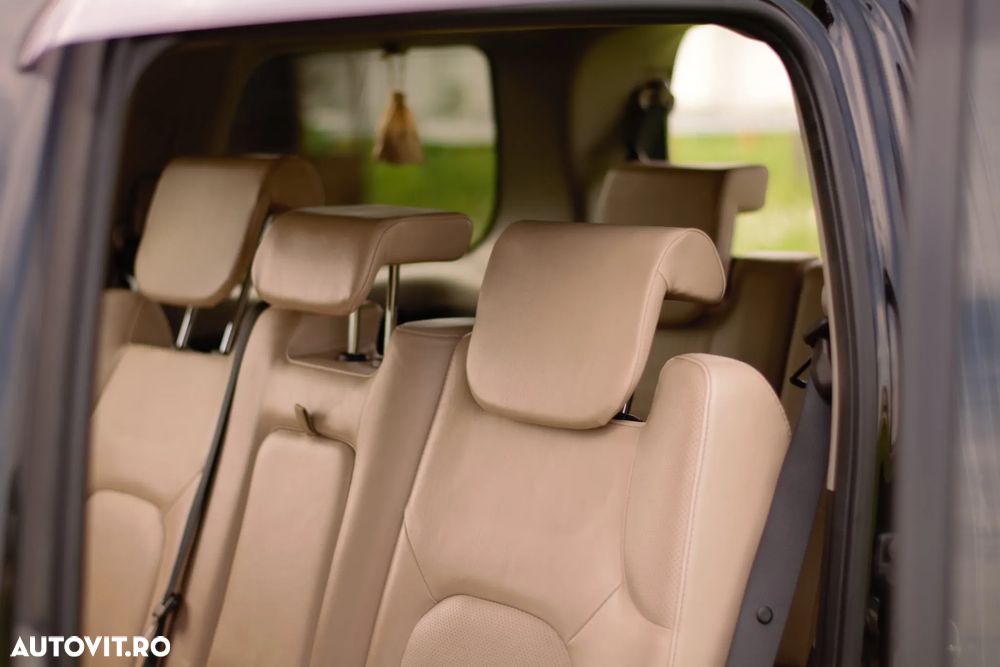 Nissan Pathfinder - 15