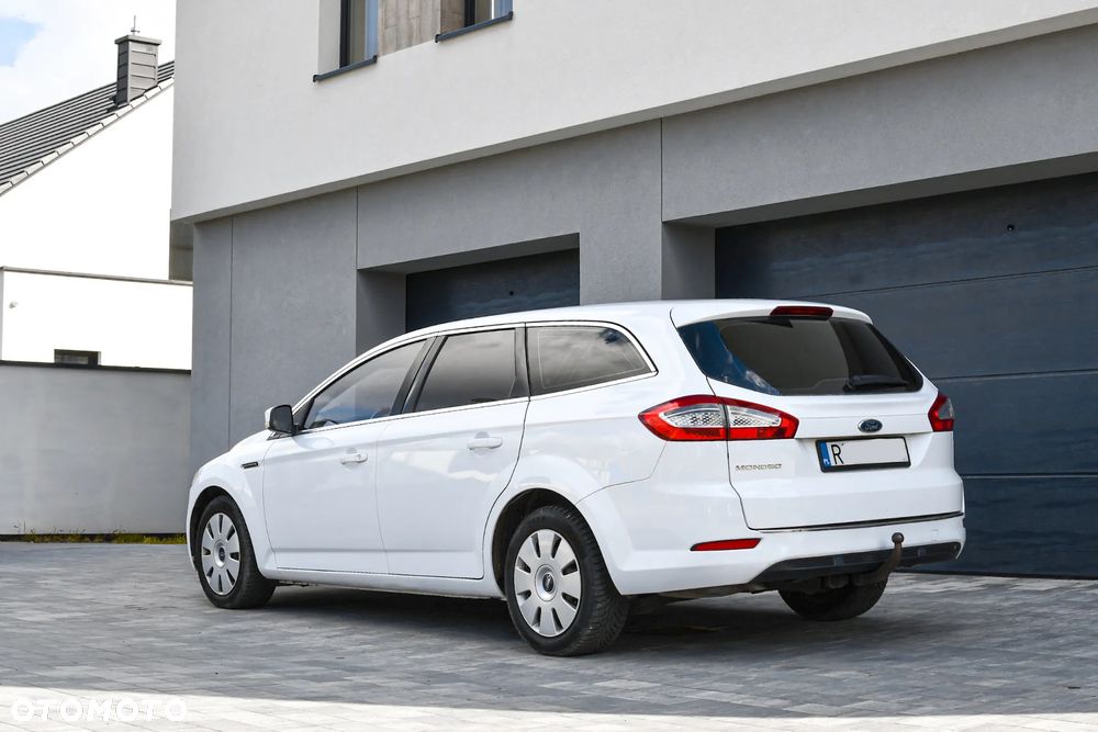 Ford Mondeo 2.0 TDCi Titanium - 3