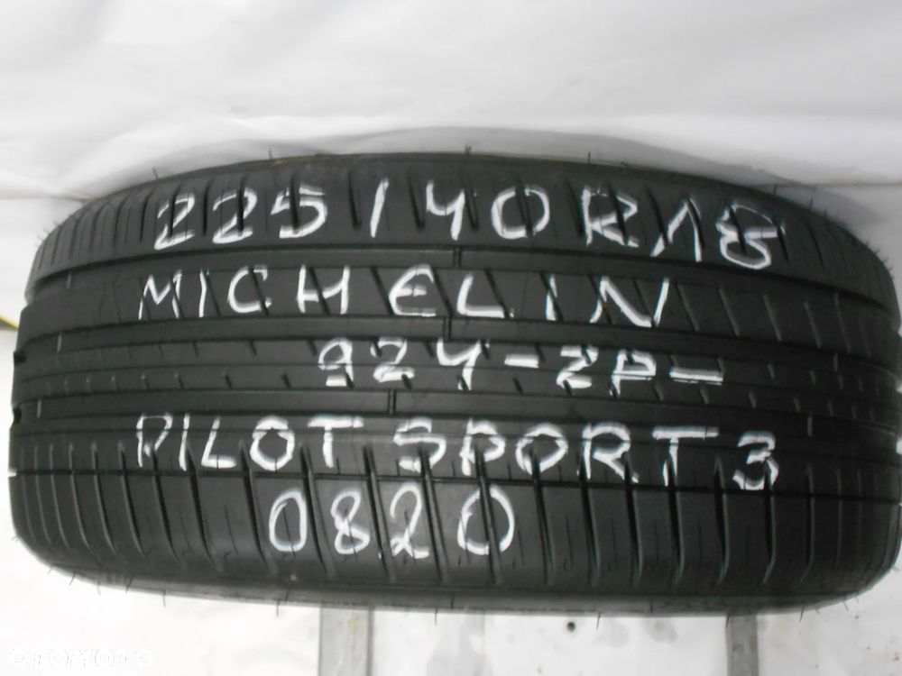 OPONA POJEDYNKA 225/40R18 MICHELIN PILOT SPORT 3 ZP DOT 0820 7.3MM - 1
