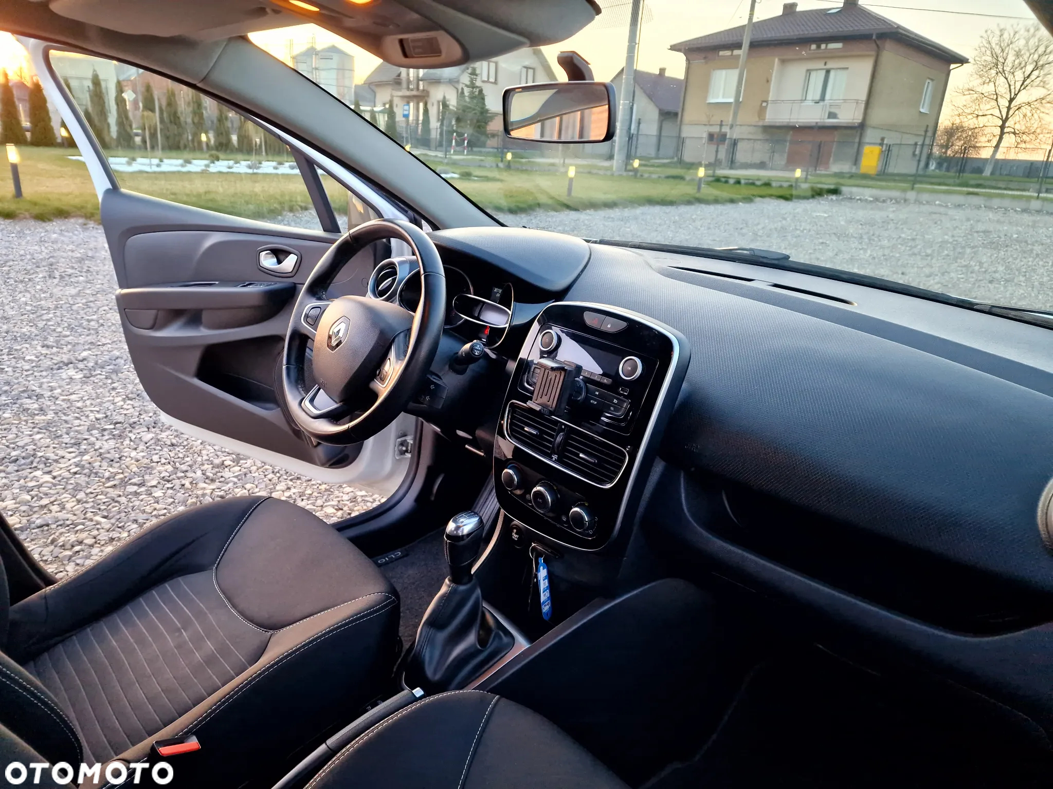 Renault Clio 1.2 16V Limited - 14