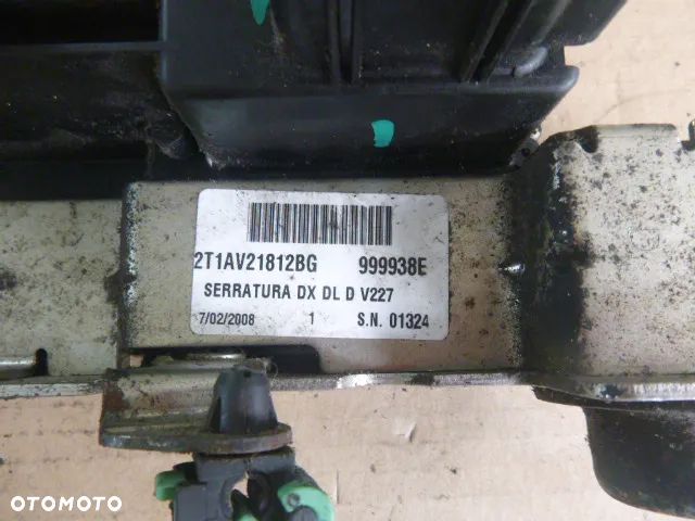 CENTRALNY ZAMEK PRAWY PRZÓD PRAWY PRZEDNI FORD TRANSIT CONNECT - 22