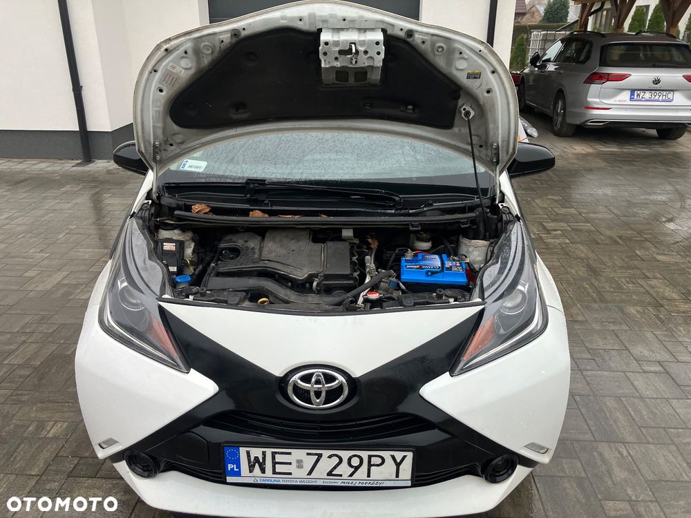 Toyota Aygo 1.0 VVT-i Sprint EU6 - 11