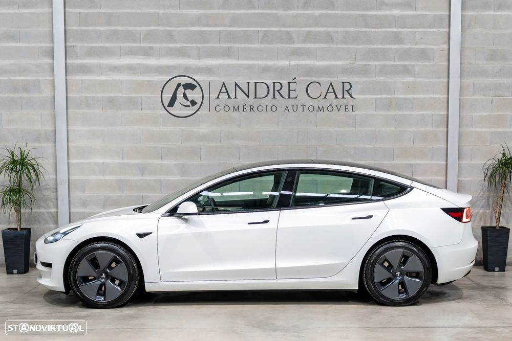 Tesla Model 3 Standard Range Plus RWD - 4