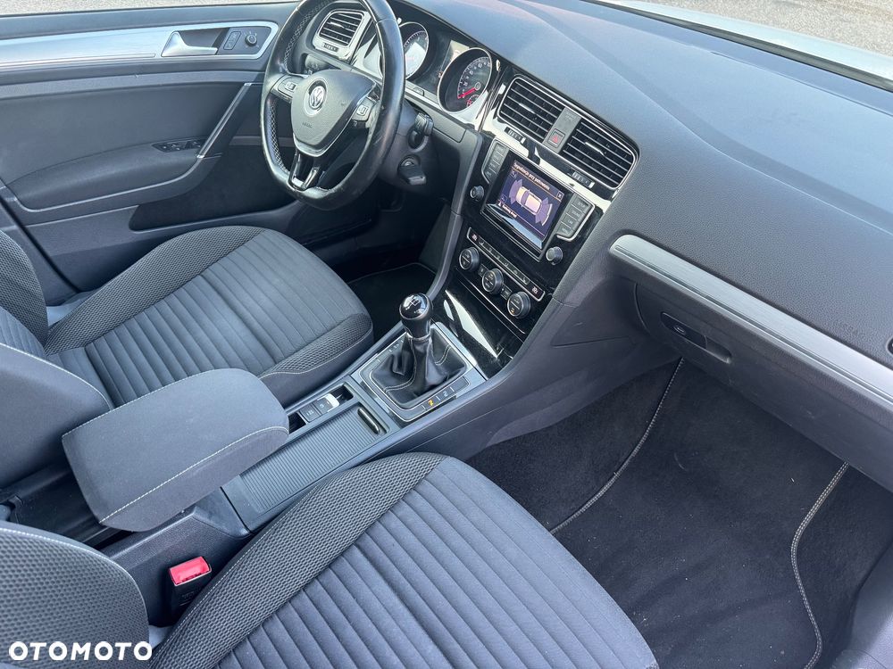 Volkswagen Golf 1.2 TSI BMT Trendline Perfectline - 13