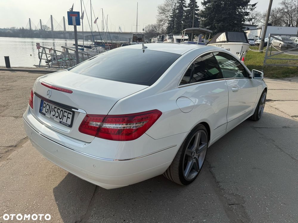 Mercedes-Benz Klasa E - 6