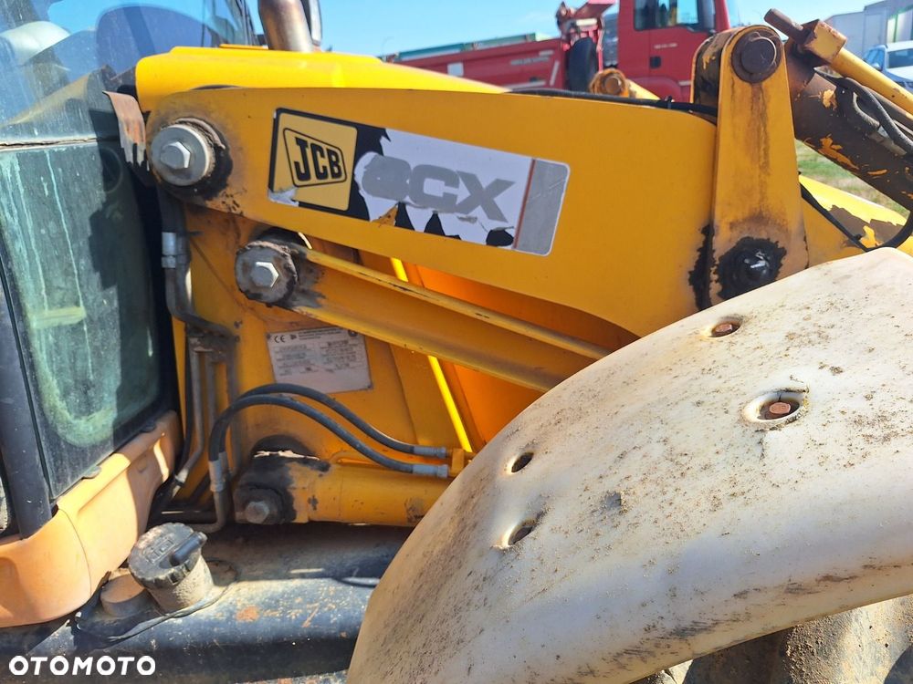 JCB 4Cx 4X4 - 36