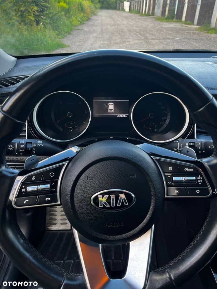 Kia Ceed - 6