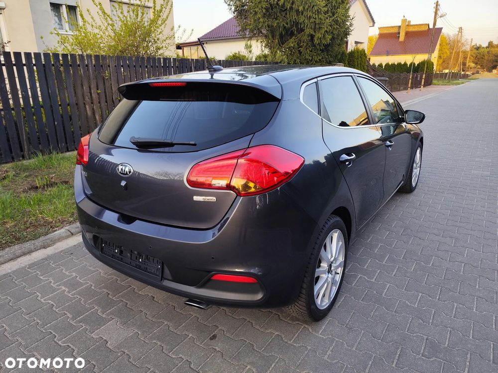 Kia Ceed 1.6 CRDi 128 Vision - 4