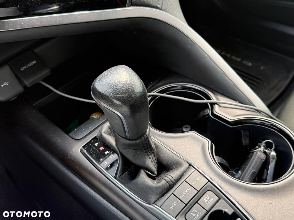 Toyota Camry 2.5 Hybrid Prestige CVT - 7