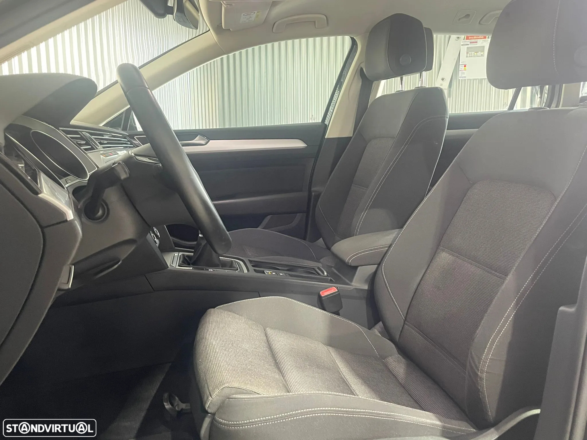 VW Passat Variant 1.6 TDI Confortline - 17