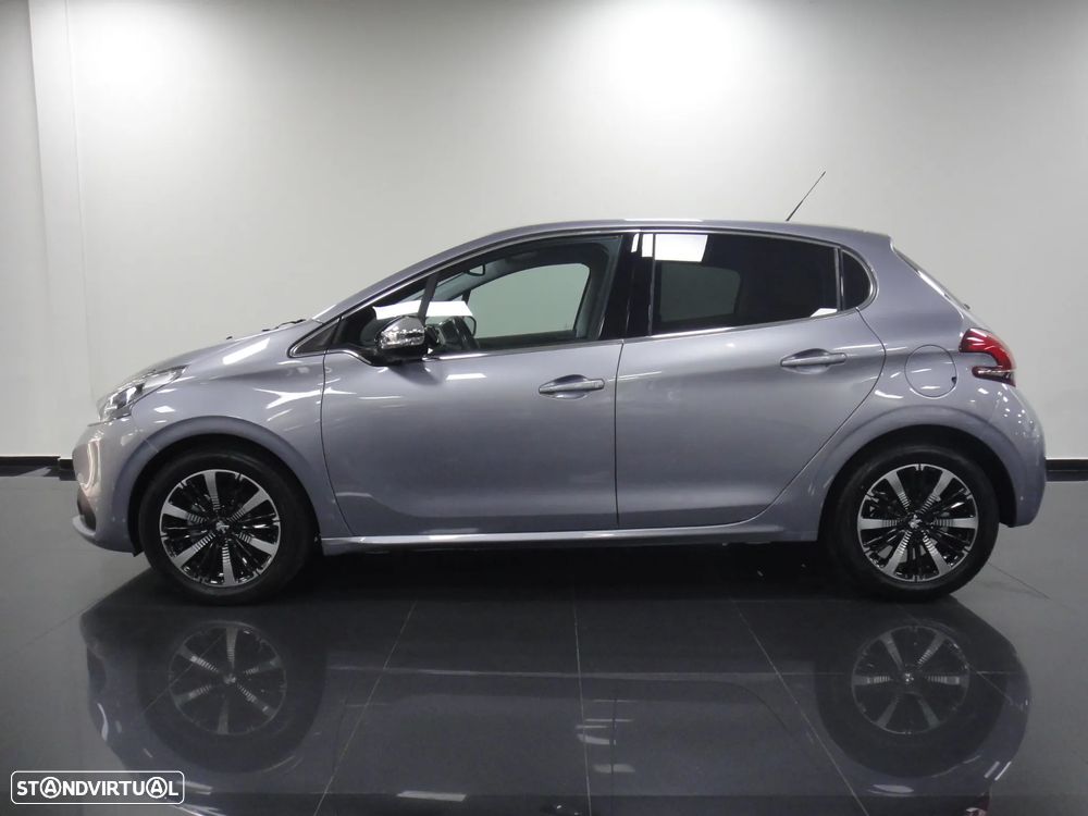 Peugeot 208 PureTech 110 Stop & Start EAT6 Tech Edition - 5