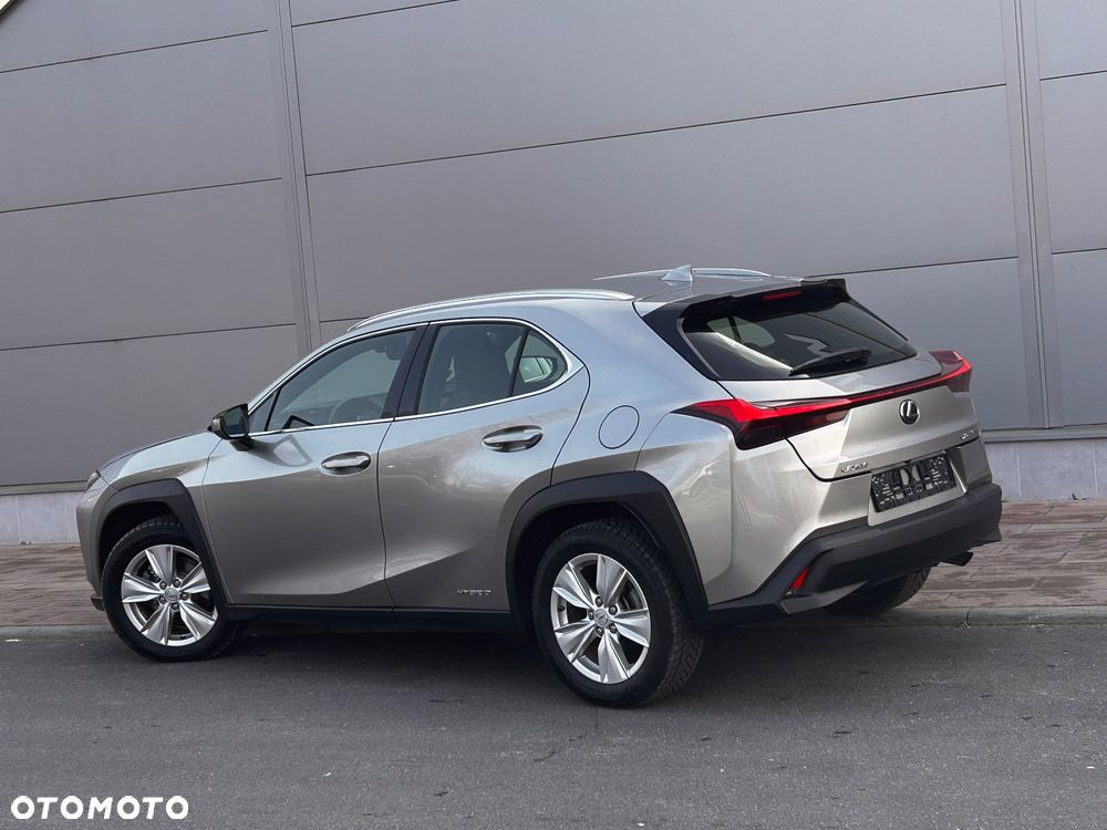 Lexus UX 250h Elegance 2WD - 16