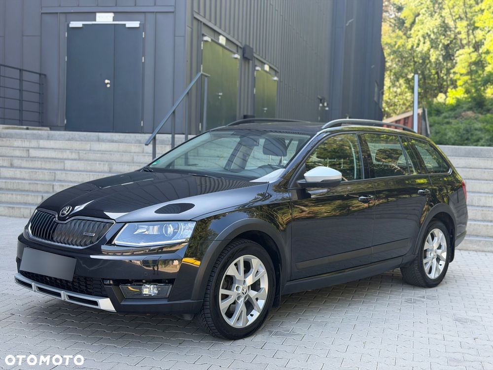 Skoda Octavia 2.0 TDI 4x4 DSG Scout - 4