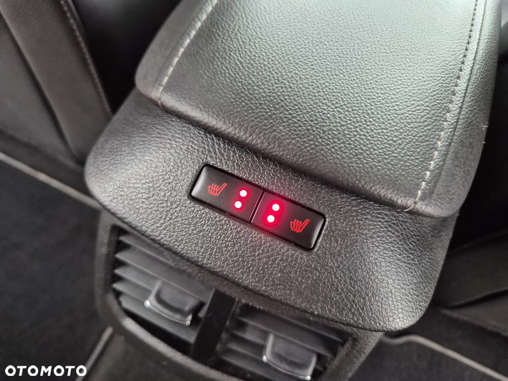 Ford Mondeo 2.0 TDCi Titanium PowerShift - 27