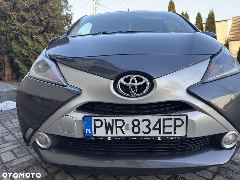 Toyota Aygo x-play Eco - 13
