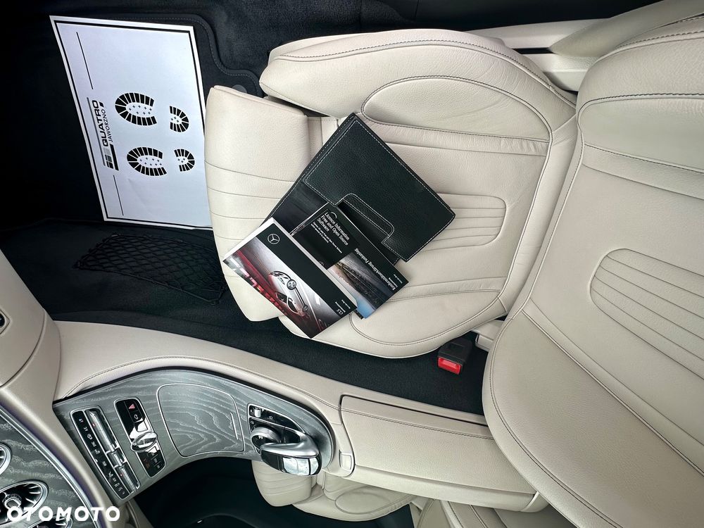 Mercedes-Benz CLS 350 9G-TRONIC AMG Line - 17