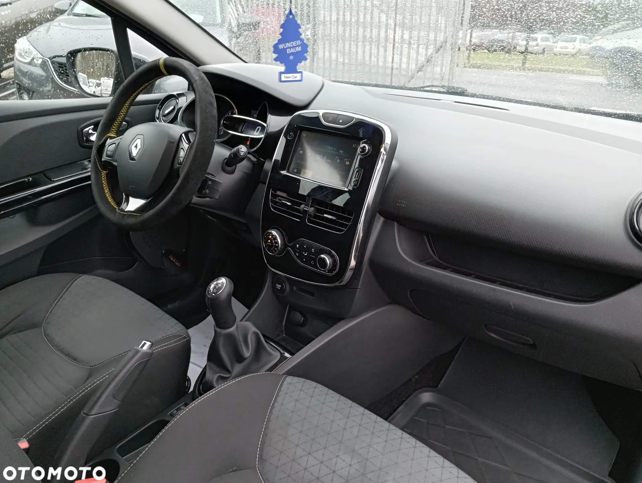 Renault Clio (Energy) TCe 90 Bose Edition - 19