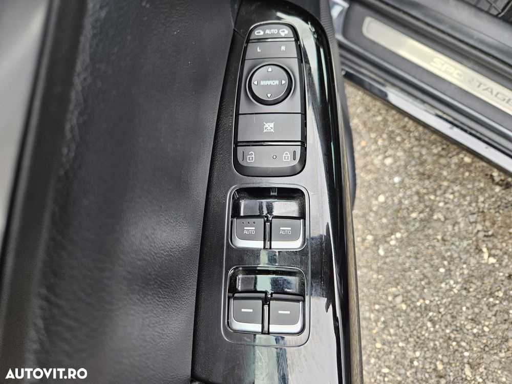 Kia Sportage 1.6 T-GDI 7DCT 4x4 GT Line - 12