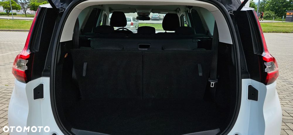 Renault Grand Scenic TCe 160 GPF EDC BUSINESS EDITION - 18