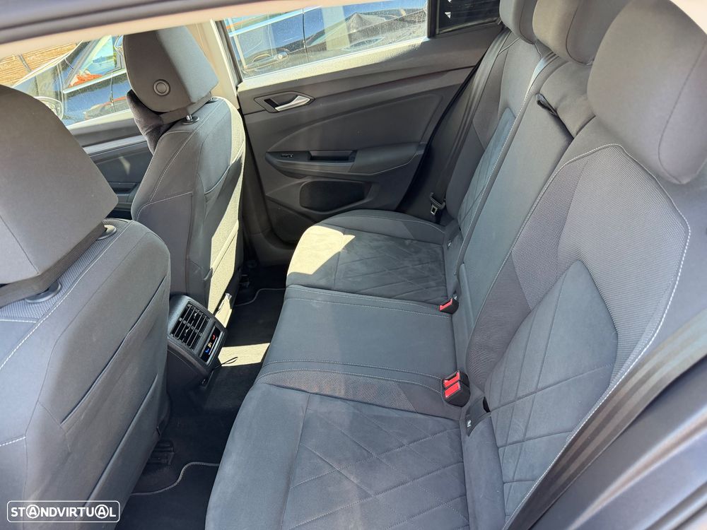 VW Golf 1.4 TSI e-Hybrid DSG - 4