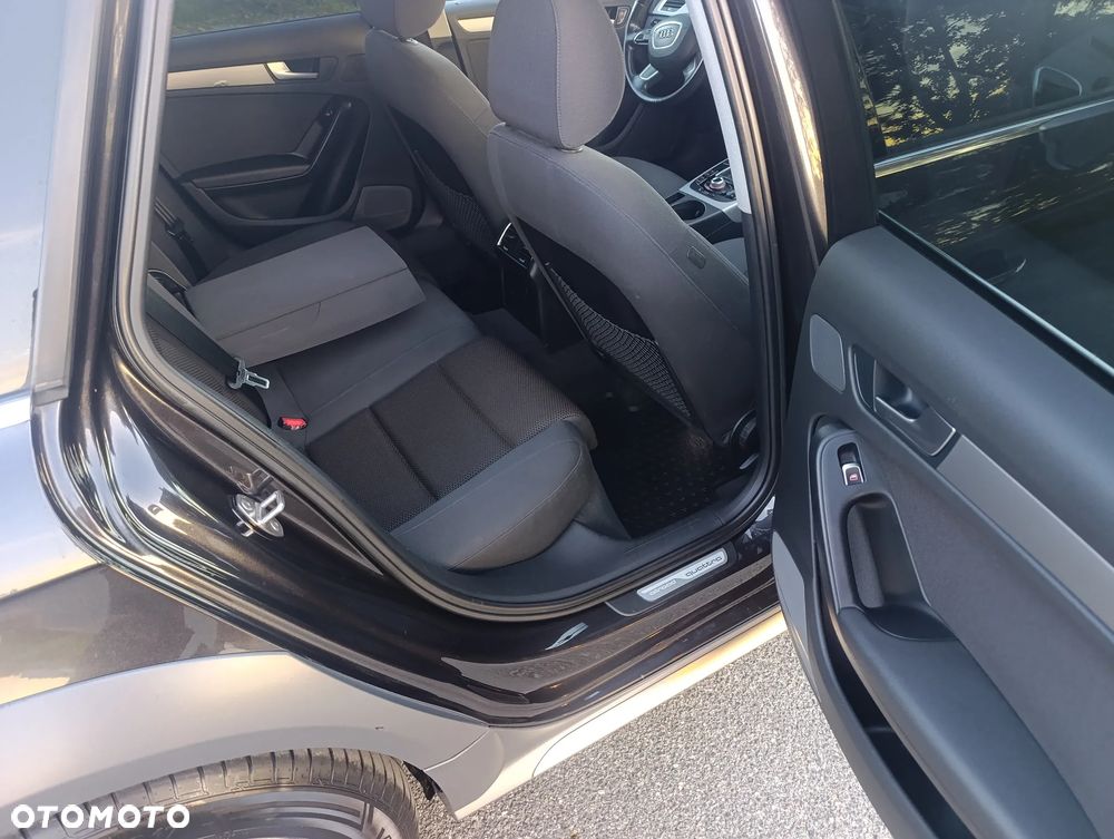Audi A4 Allroad - 24