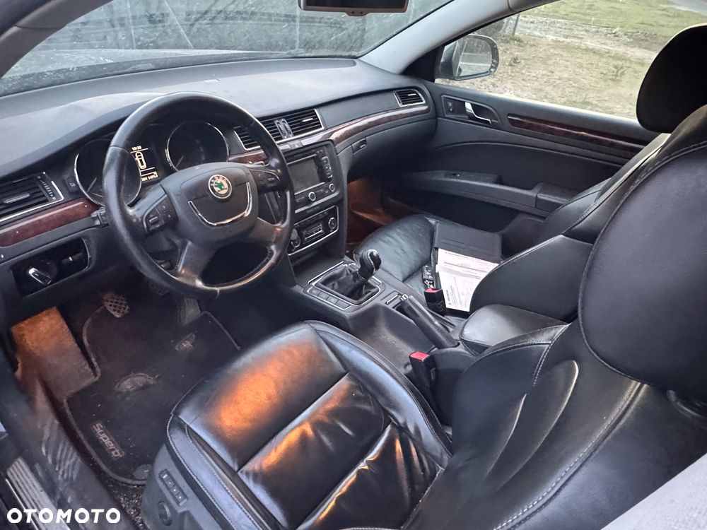 Skoda Superb 1.6 TDI Exclusive - 9