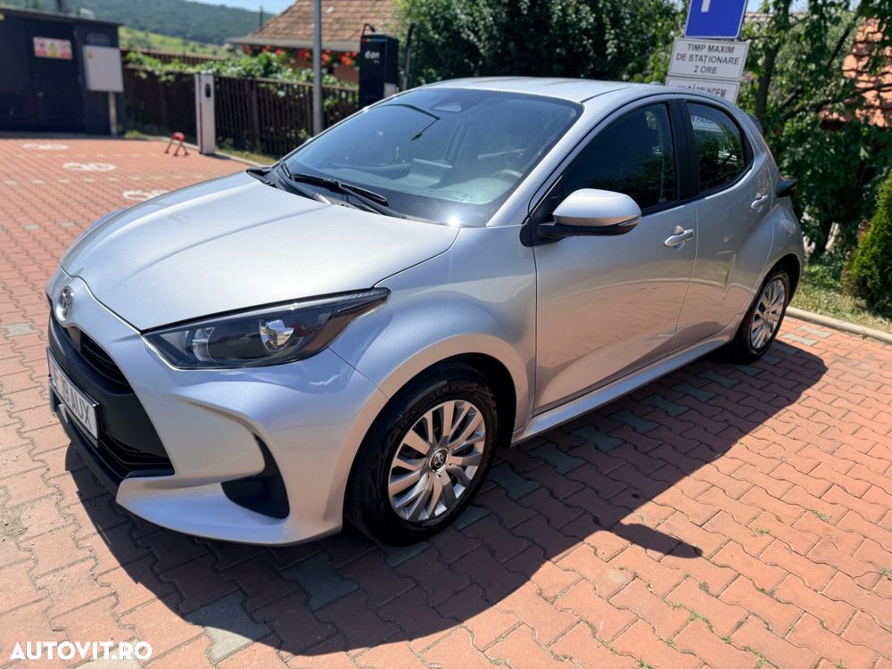 TOYOTA Yaris 2024 — imagine 8