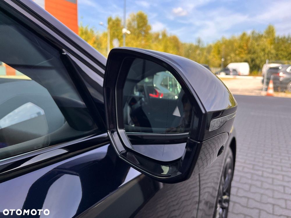 BMW Seria 5 530e xDrive PHEV M Sport - 18