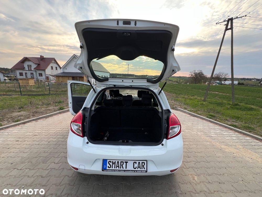 Renault Clio - 12