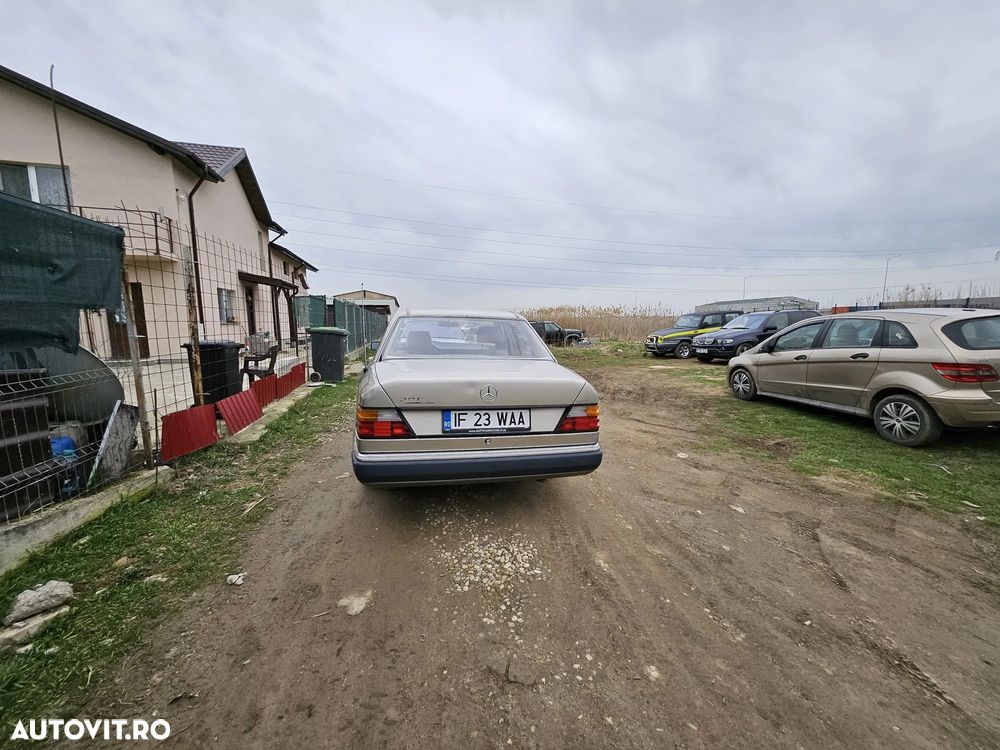 Mercedes-Benz W124 - 8