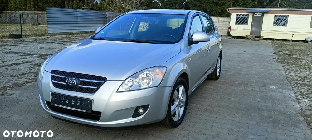 Kia Ceed 1.4 Comfort - 1
