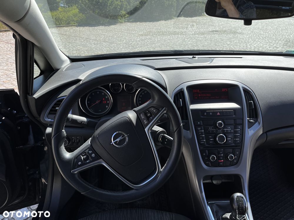 Opel Astra 1.4 T Enjoy - 11