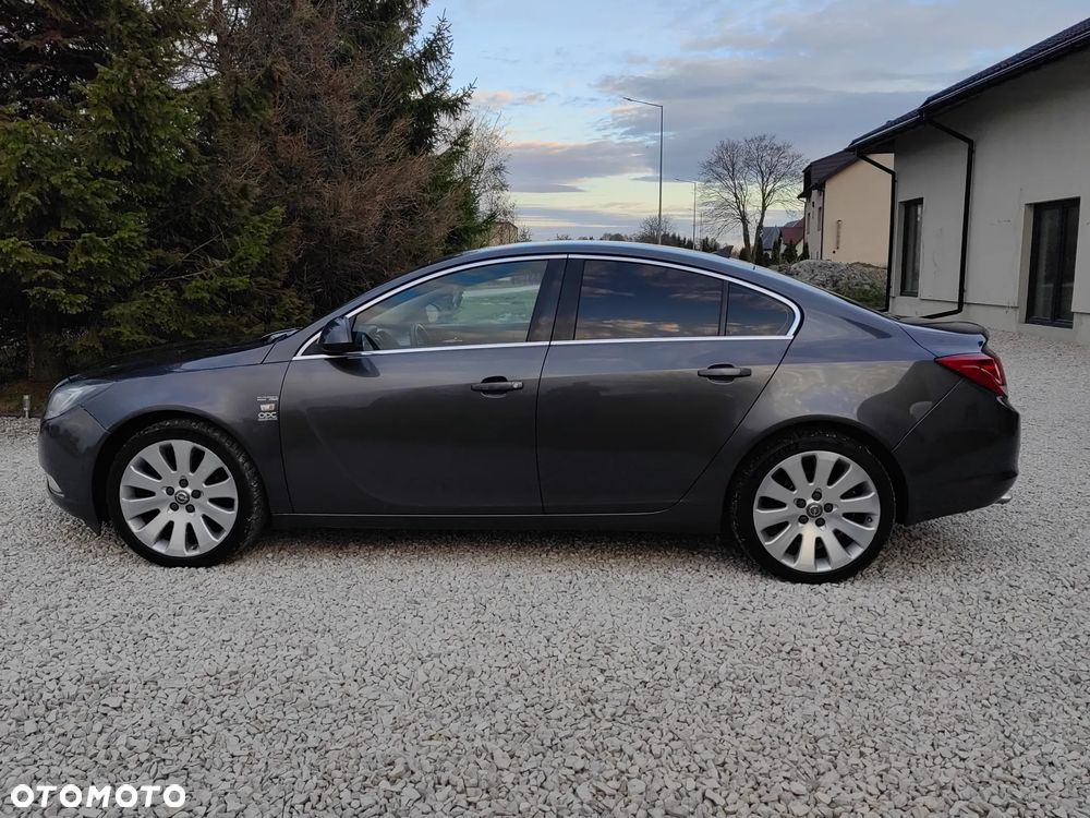 Opel Insignia 2.0 T Cosmo 4x4 - 13