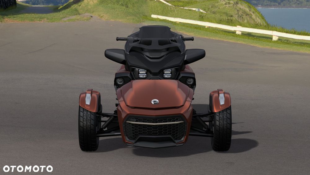 Can-Am Spyder - 8