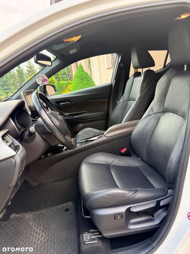 Toyota C-HR Style - 25