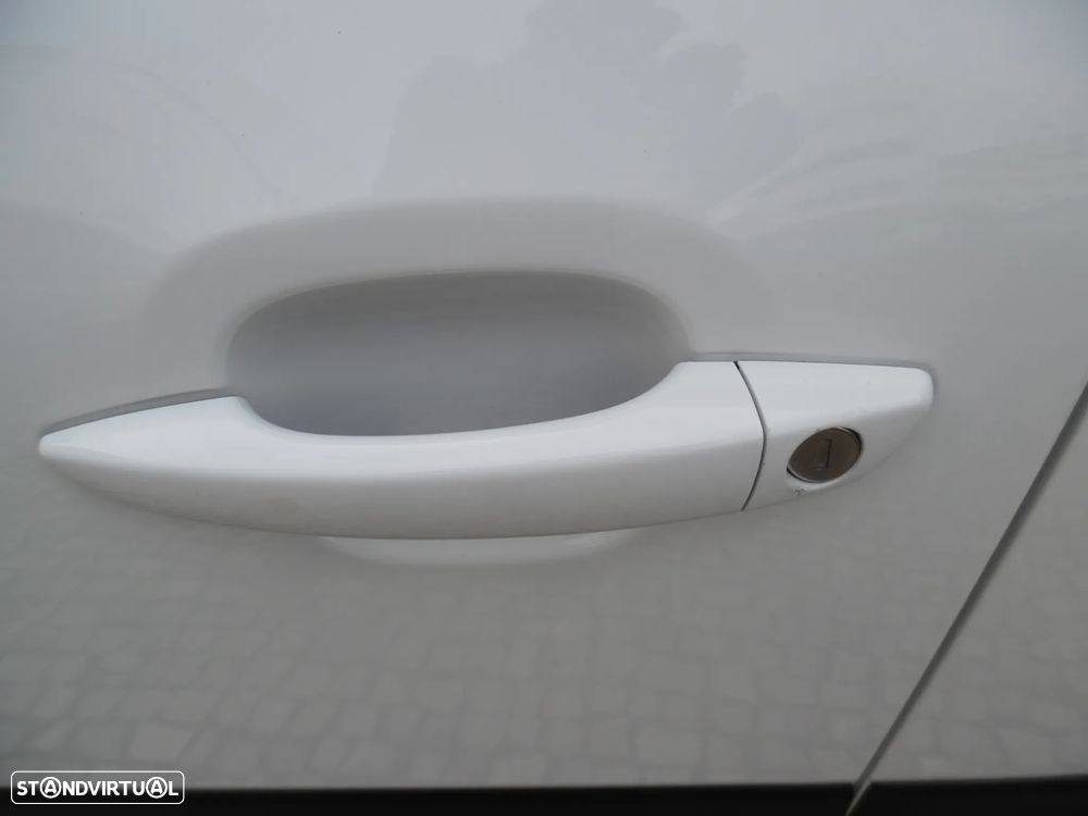 Citroën C3 1.2 PureTech Feel Pack - 38