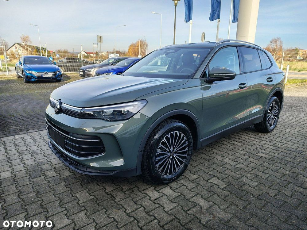 Volkswagen Tiguan - 3