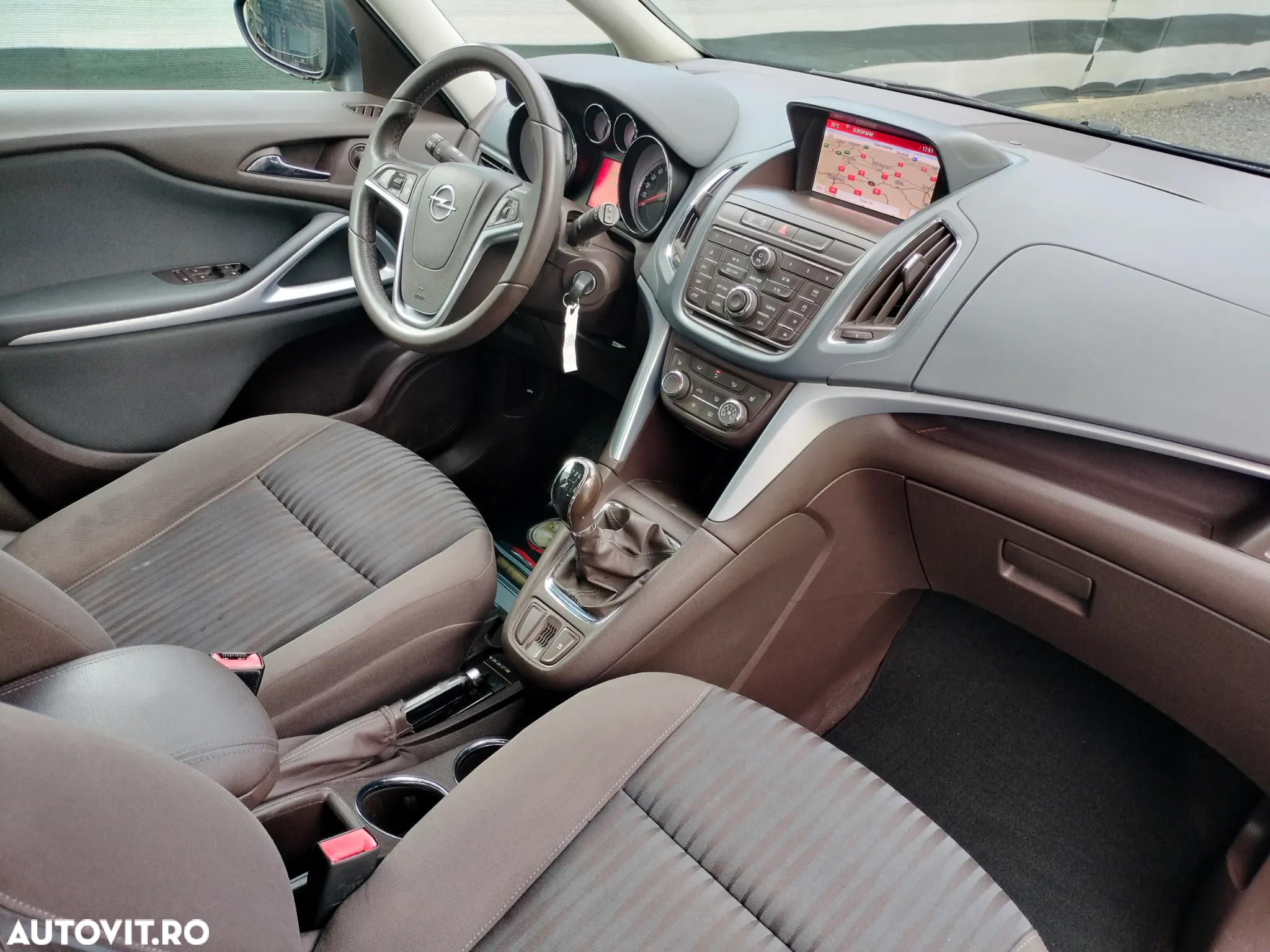 Opel Zafira Tourer 2.0 CDTI ecoFLEX Start/Stop Edition - 6