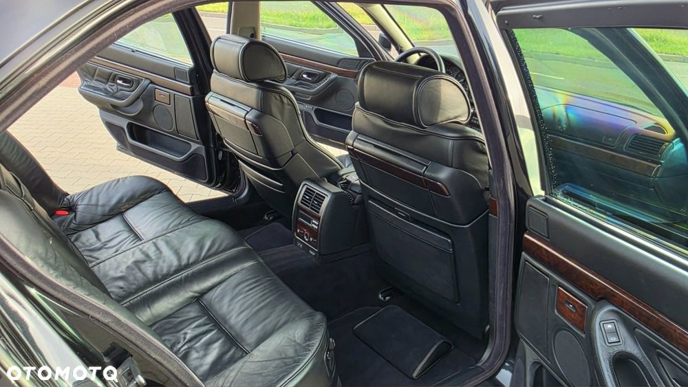 BMW Seria 7 750iL - 16