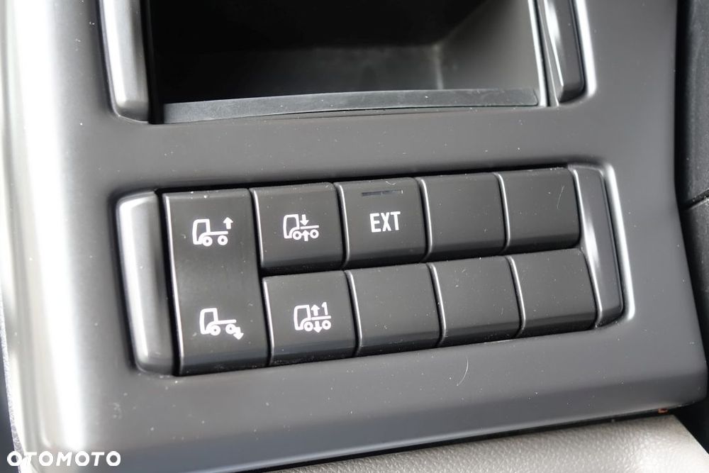 Scania R500 / EURO 6 / STANDARD / AUTOMAT / RETARDER / LODÓWKA  / 2 ZBIORNIKI /  KLIMATYZACJA POSTOJOWA - 28