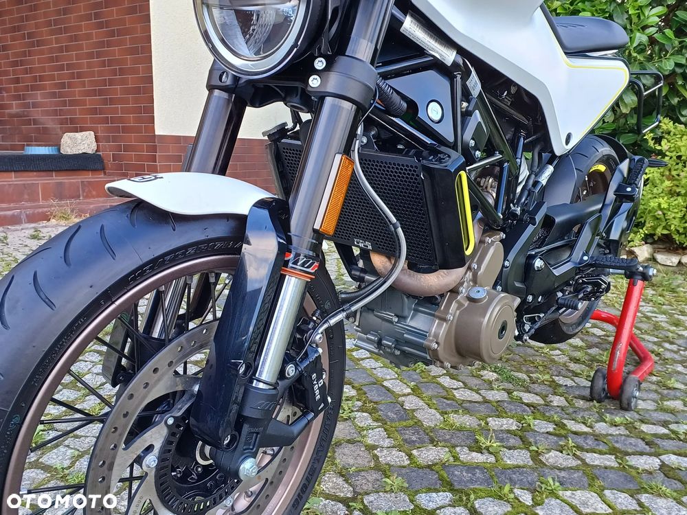 Husqvarna Vitpilen - 30