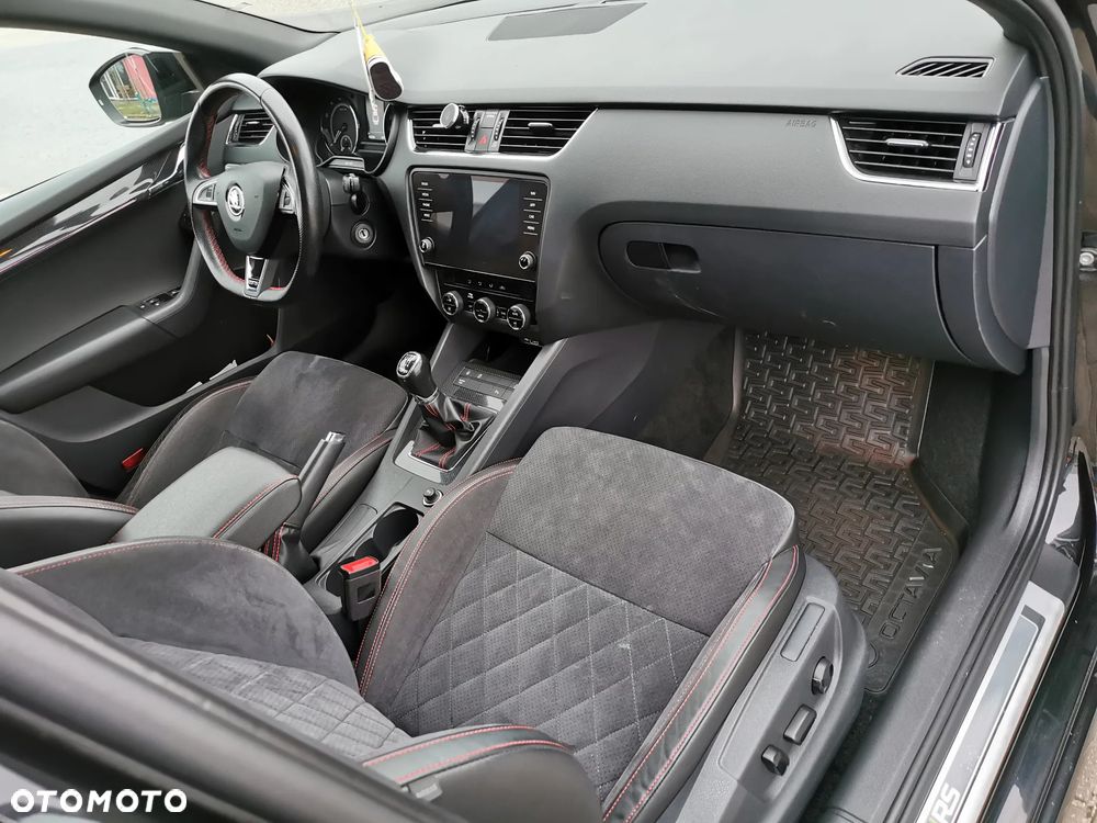 Skoda Octavia 2.0 TSI RS 245 - 7