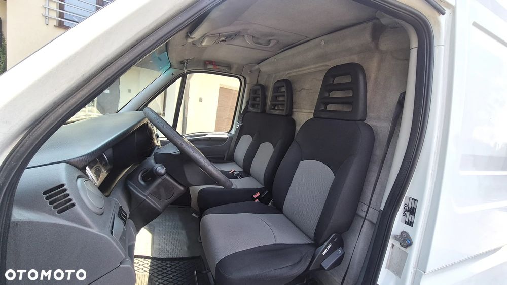 Iveco Daily 35S14 MAXI - 18