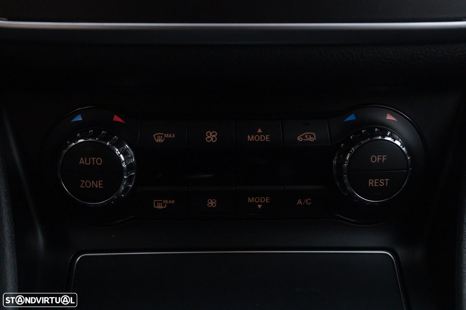 Mercedes-Benz CLA 200 d Shooting Brake AMG Line Aut. - 13