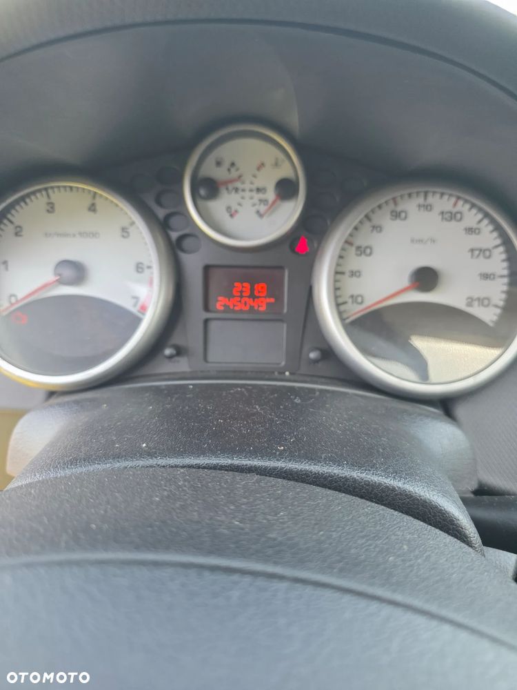 Peugeot 207 1.4 16V Presence - 10